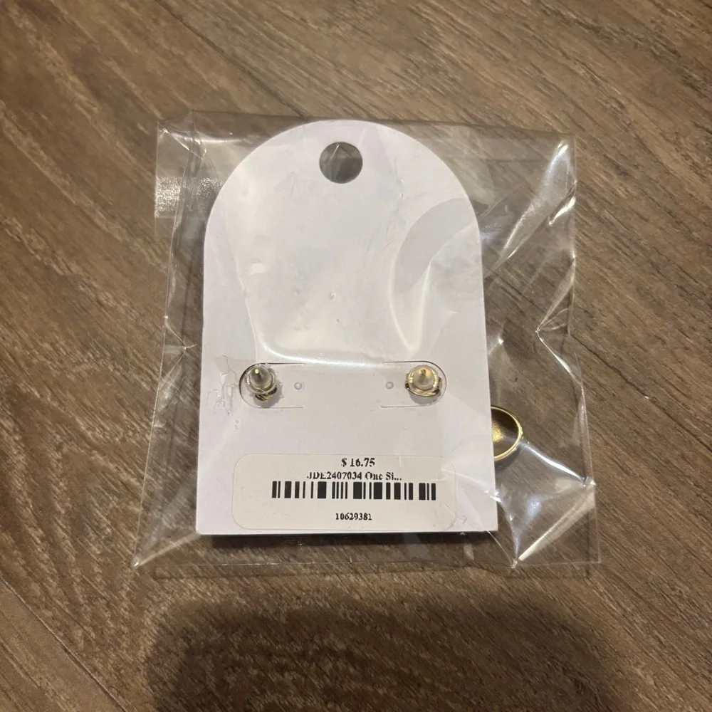 NWT Böhme Gold Butterfly Earrings